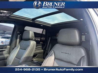 2022 GMC Yukon 4WD Denali