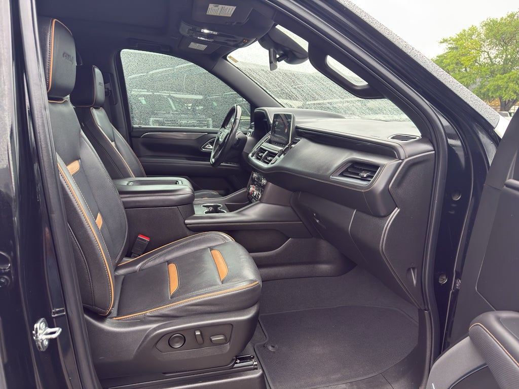 2023 GMC Yukon XL 4WD AT4