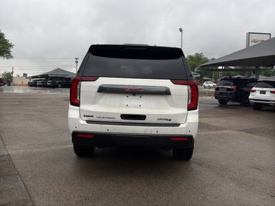 2023 GMC Yukon XL 4WD AT4