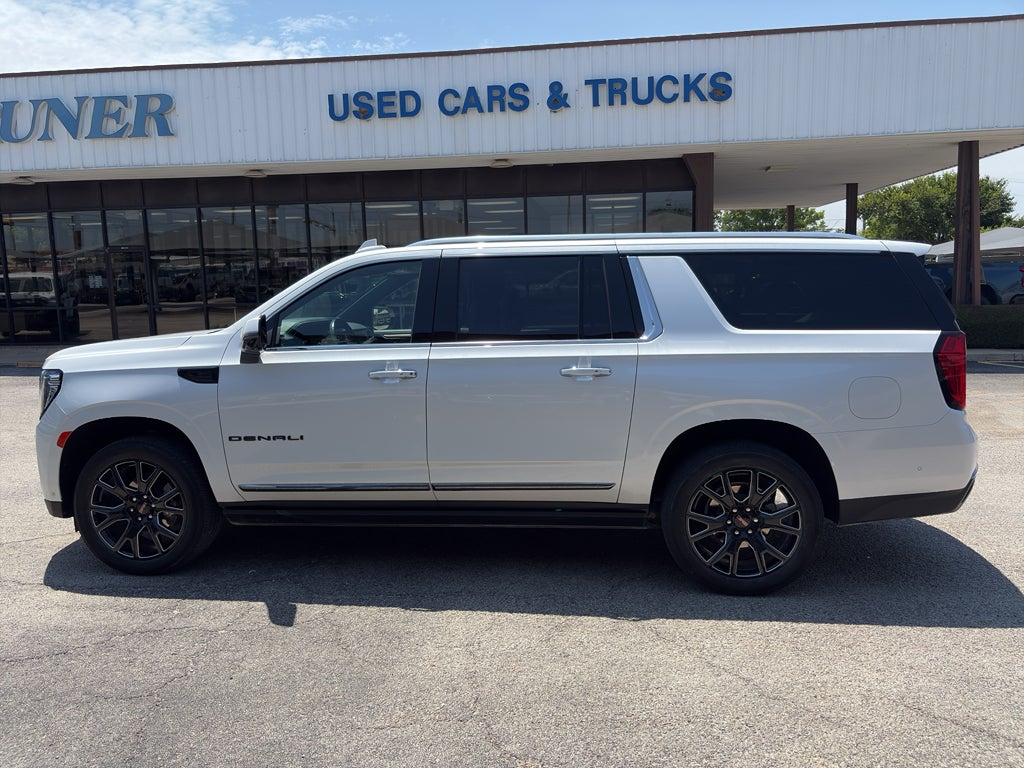 2024 GMC Yukon XL 4WD Denali Ultimate
