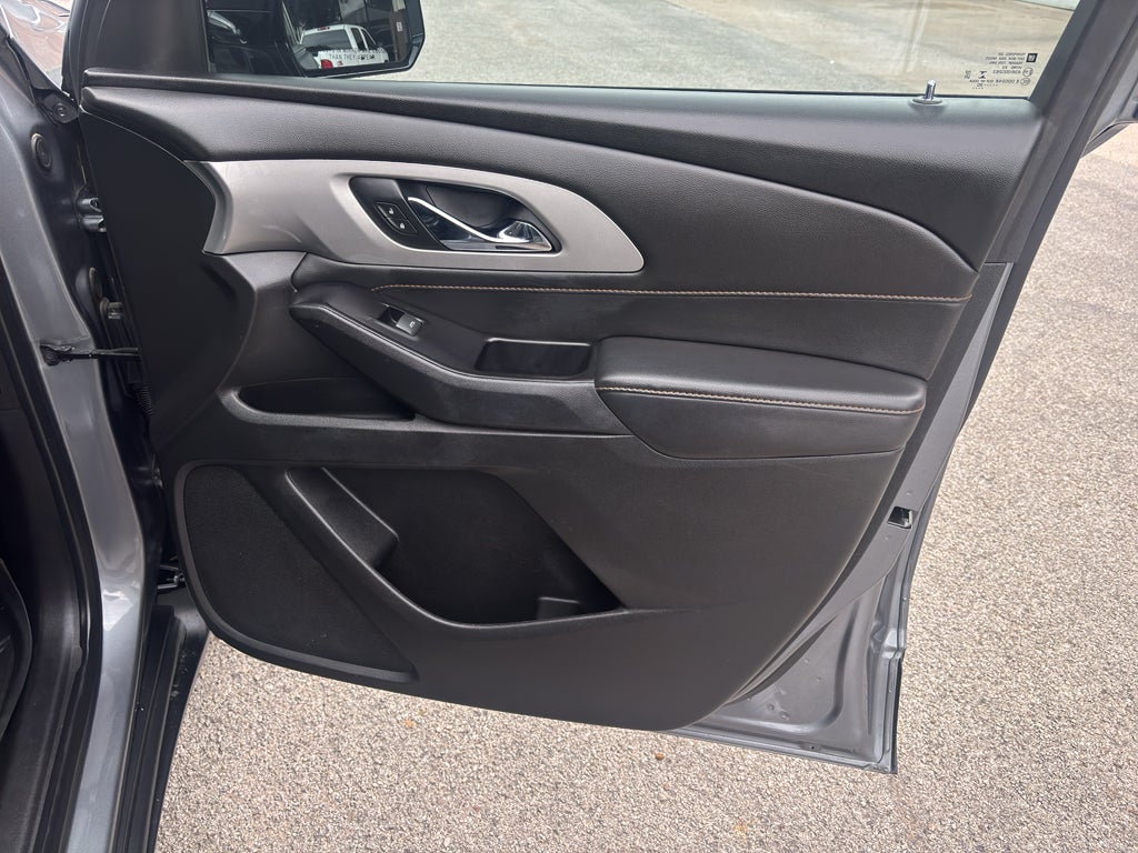 2020 Chevrolet Traverse FWD LS