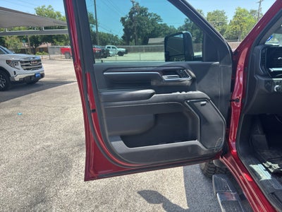2024 GMC Sierra 2500HD 4WD Crew Cab Standard Bed SLT