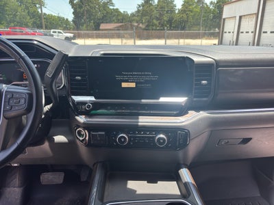 2024 GMC Sierra 2500HD 4WD Crew Cab Standard Bed SLT