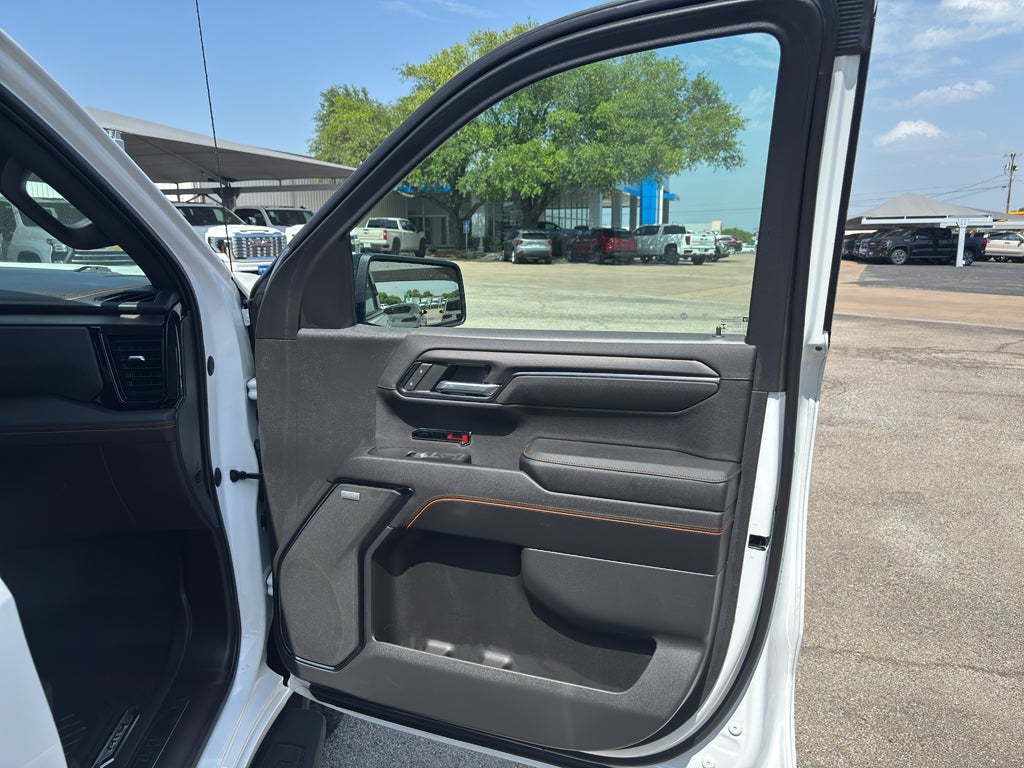 2023 GMC Sierra 1500 4WD Crew Cab Short Box AT4