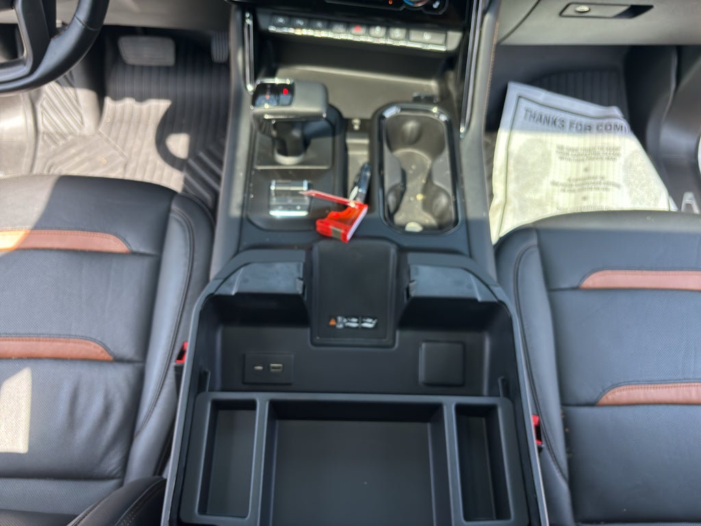 2023 GMC Sierra 1500 4WD Crew Cab Short Box AT4