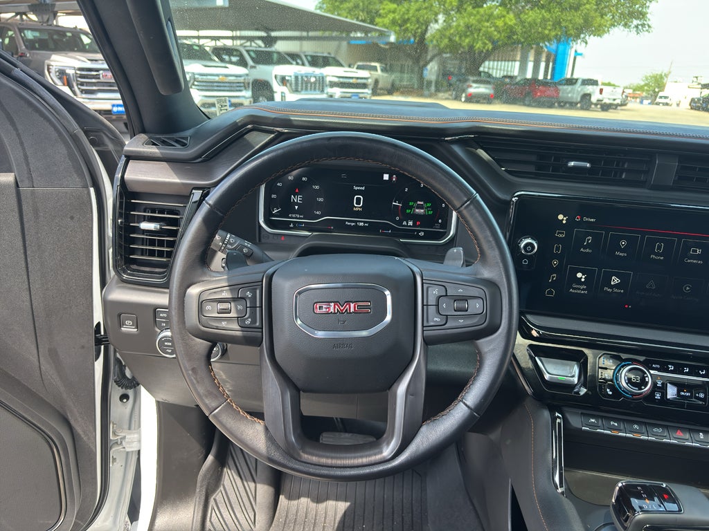2023 GMC Sierra 1500 4WD Crew Cab Short Box AT4