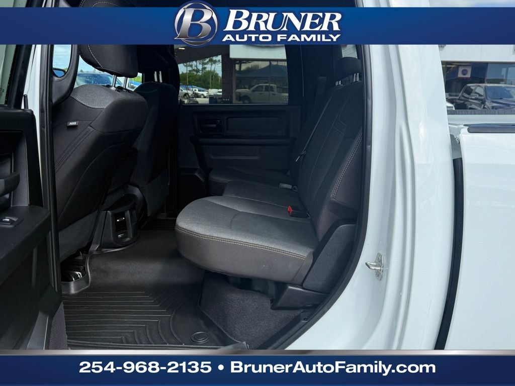 2024 RAM 3500 Tradesman Crew Cab 4x4 8' Box