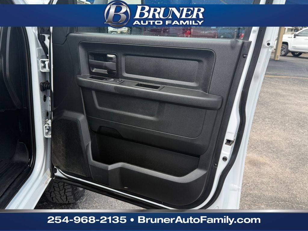 2024 RAM 3500 Tradesman Crew Cab 4x4 8' Box