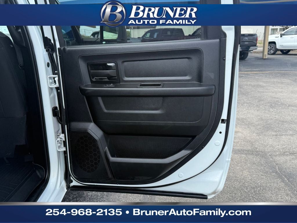 2024 RAM 3500 Tradesman Crew Cab 4x4 8' Box