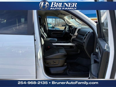 2024 RAM 3500 Laramie Crew Cab 4x4 8' Box