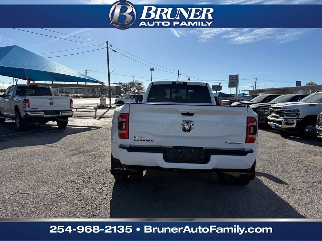 2024 RAM 3500 Laramie Crew Cab 4x4 8' Box