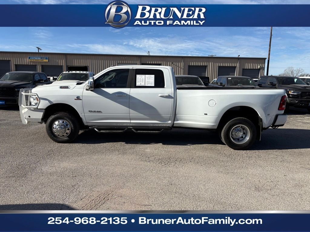 2024 RAM 3500 Laramie Crew Cab 4x4 8' Box