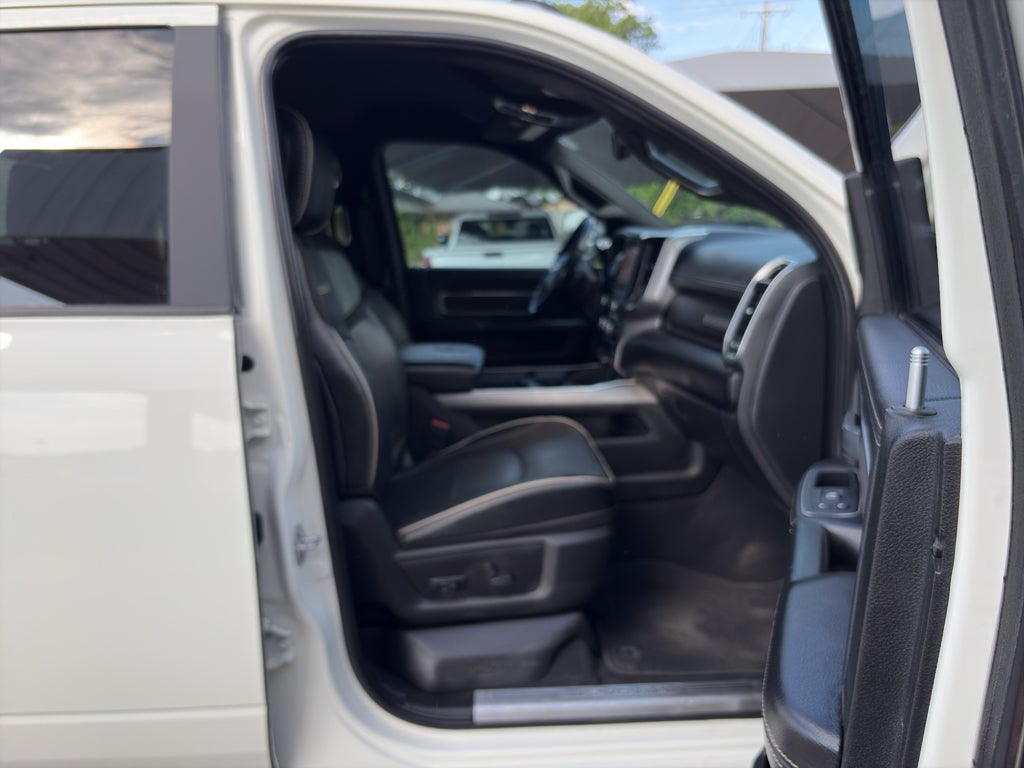 2022 RAM 2500 Laramie Crew Cab 4x4 6'4' Box