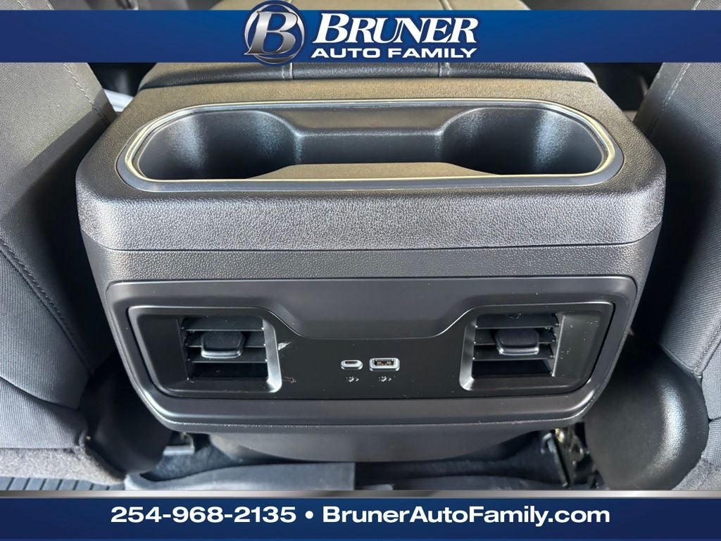 2023 Chevrolet Silverado 1500 4WD Crew Cab Standard Bed LT