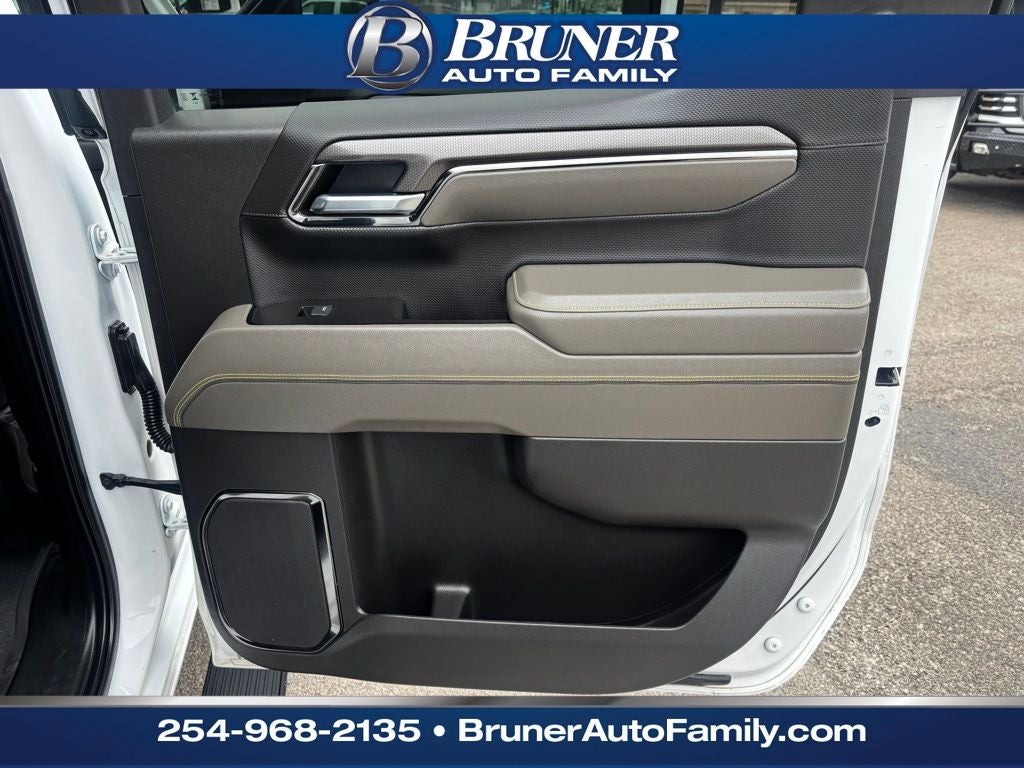 2024 Chevrolet Silverado 1500 4WD Crew Cab Short Bed ZR2