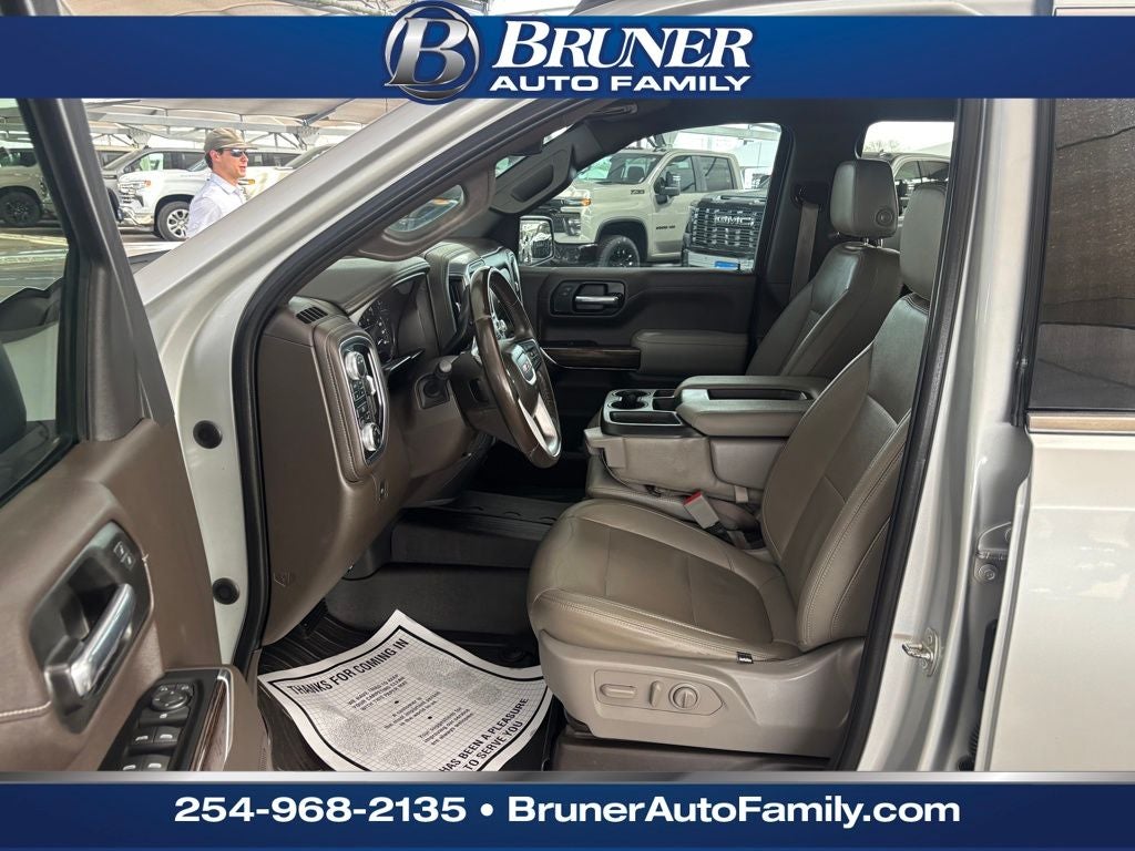 2021 GMC Sierra 1500 4WD Crew Cab Short Box SLE