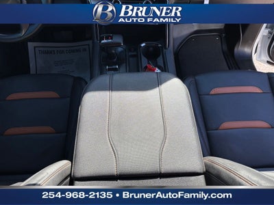 2025 GMC Sierra 1500 4WD Crew Cab Short Box AT4