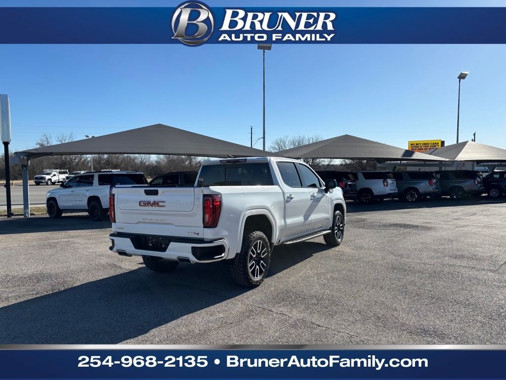 2025 GMC Sierra 1500 4WD Crew Cab Short Box AT4