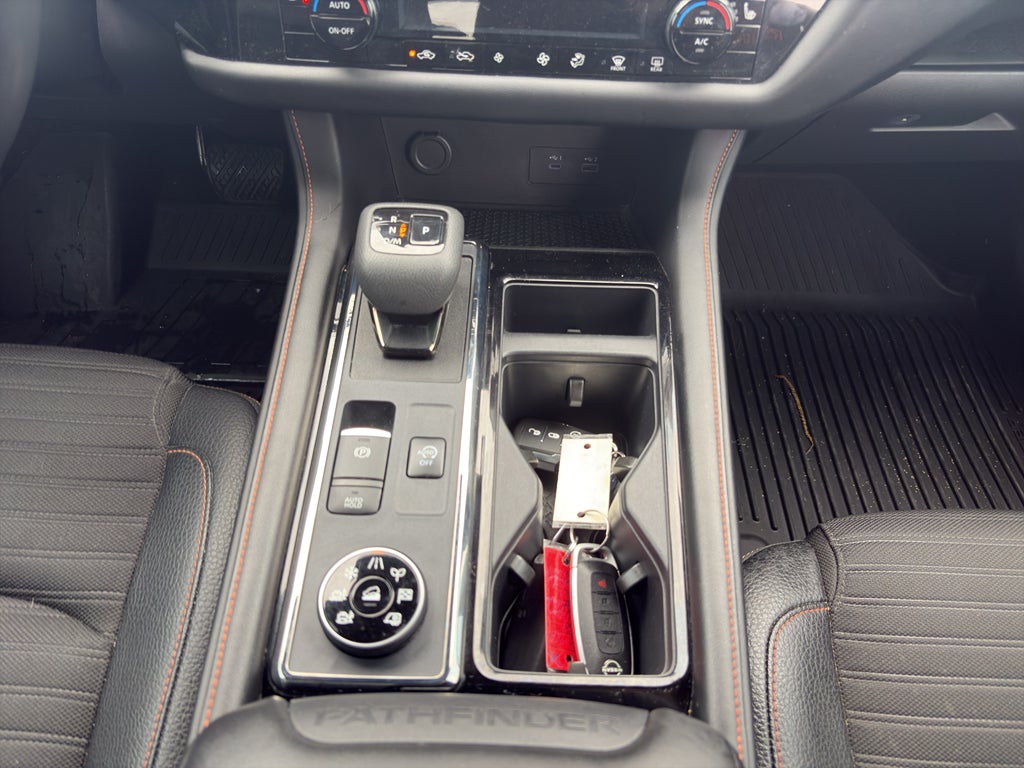 2024 Nissan Pathfinder Rock Creek 4WD