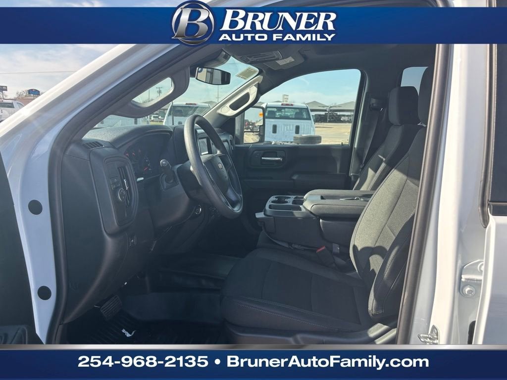 2025 Chevrolet Silverado 3500 HD Chassis Cab Work Truck