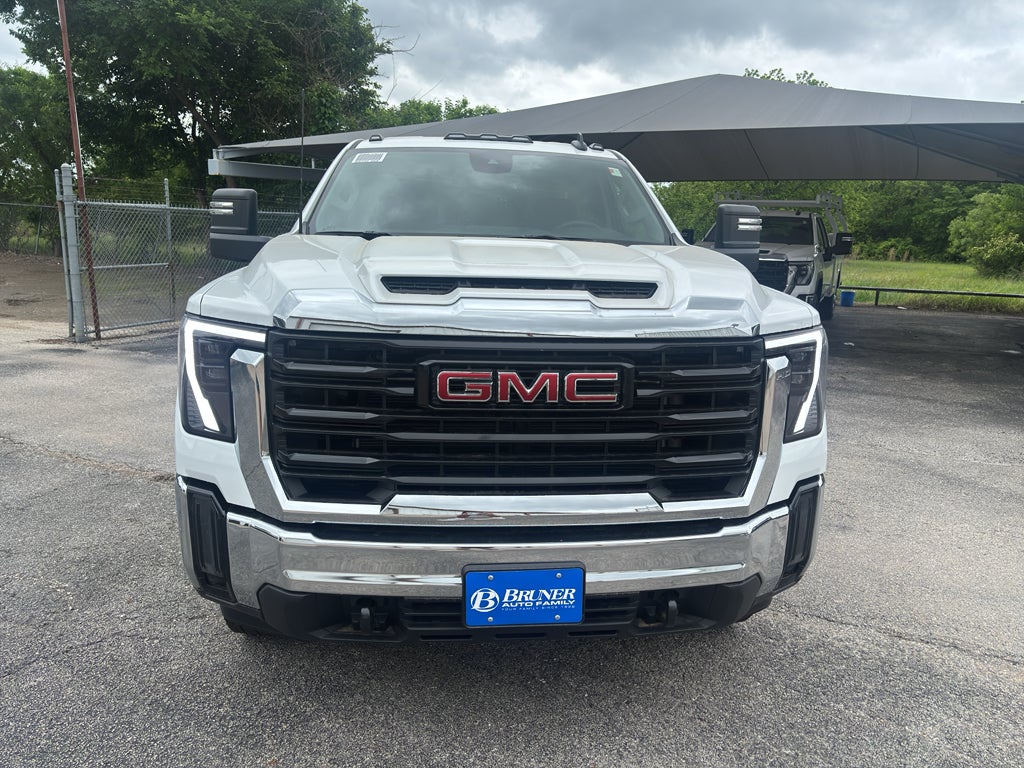 2026 GMC Sierra 3500 HD Chassis Cab Pro
