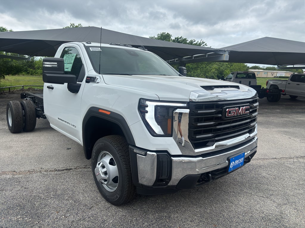 2026 GMC Sierra 3500 HD Chassis Cab Pro