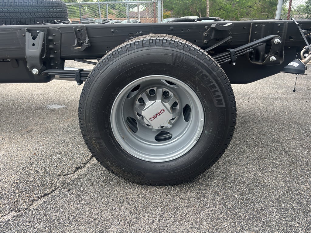2026 GMC Sierra 3500 HD Chassis Cab Pro