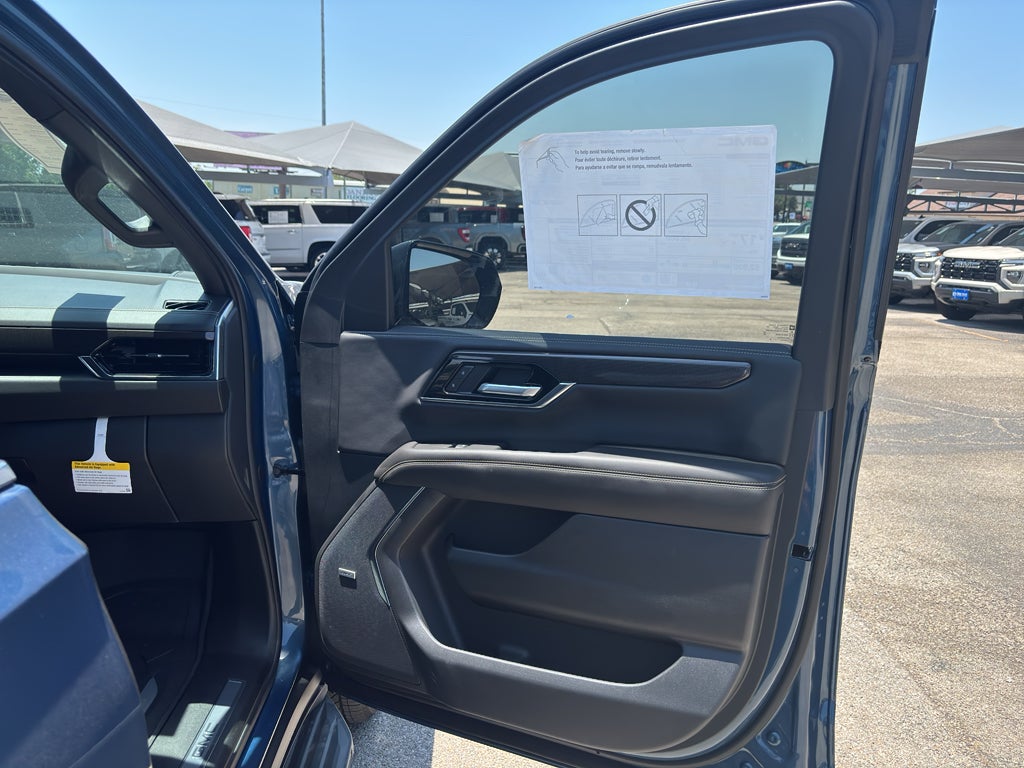 2026 GMC Yukon Elevation