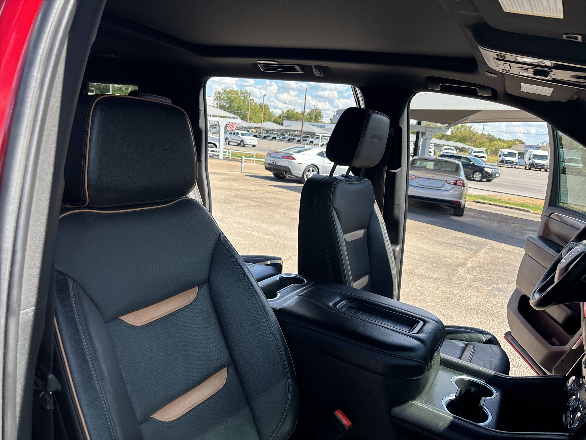 2024 GMC Yukon XL AT4