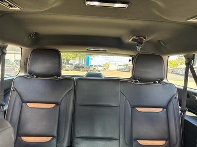 2024 GMC Yukon XL AT4