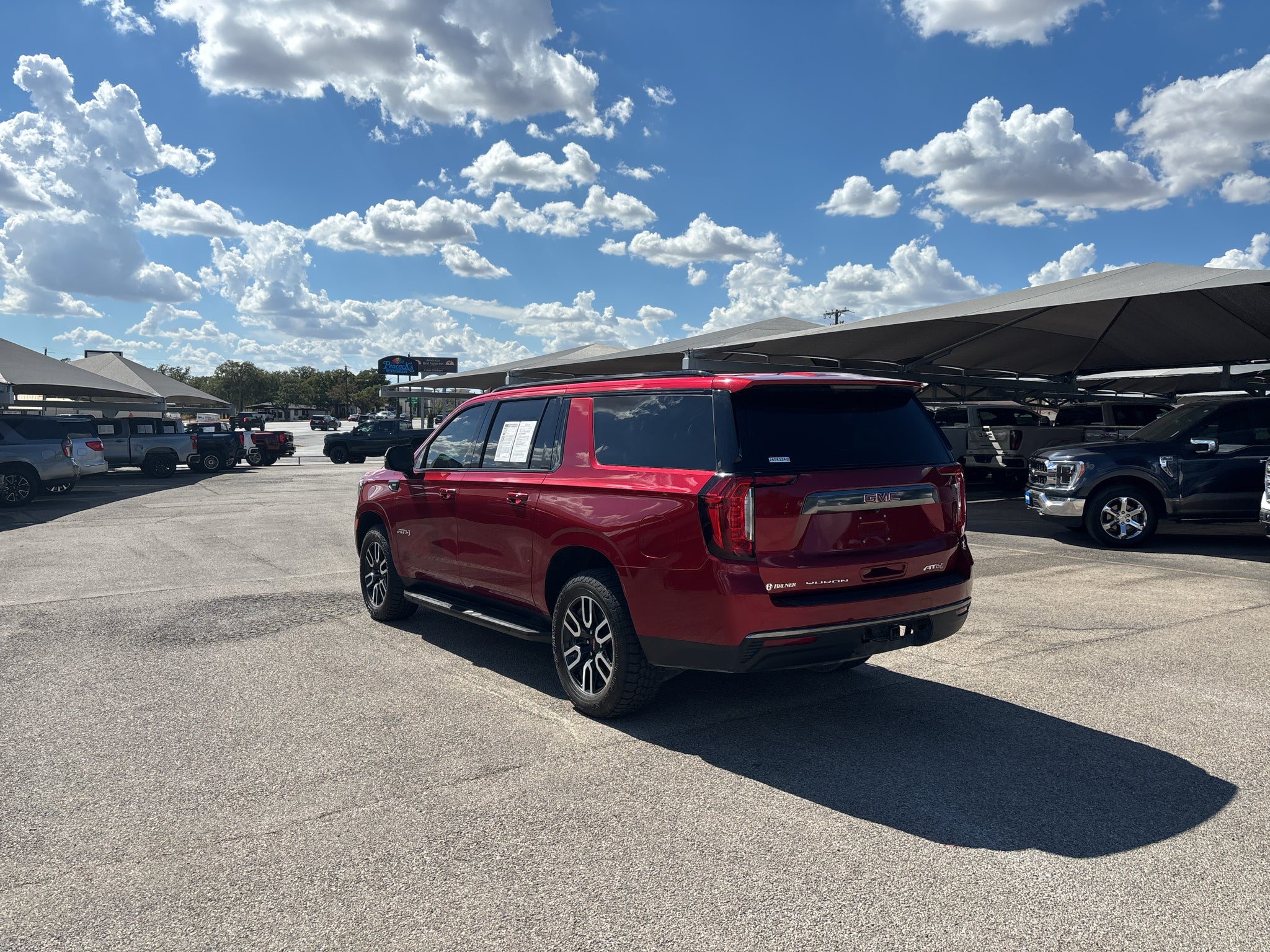 2024 GMC Yukon XL AT4
