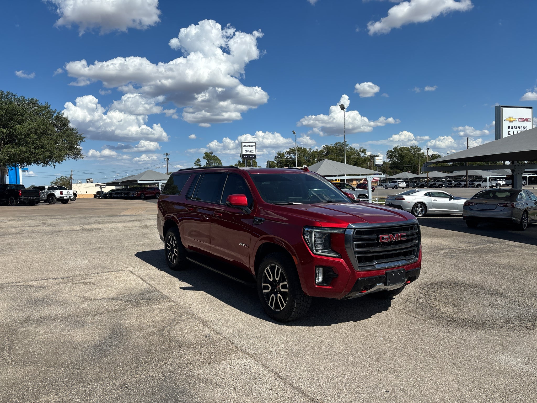 2024 GMC Yukon XL AT4
