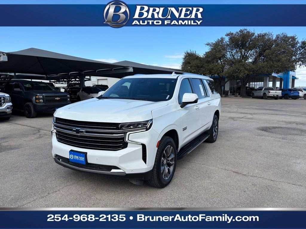 2023 Chevrolet Suburban LT