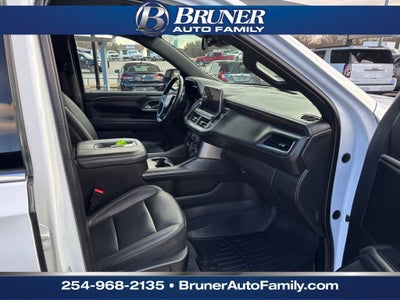 2023 Chevrolet Suburban LT