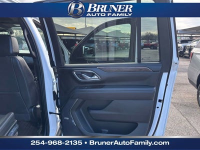 2023 Chevrolet Suburban LT