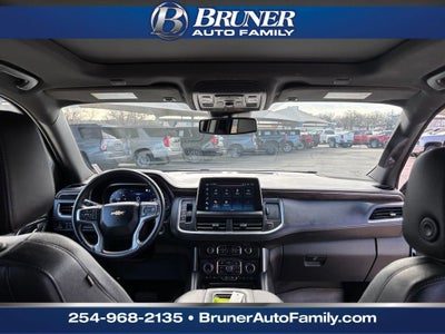 2023 Chevrolet Suburban LT