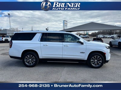 2023 Chevrolet Suburban LT