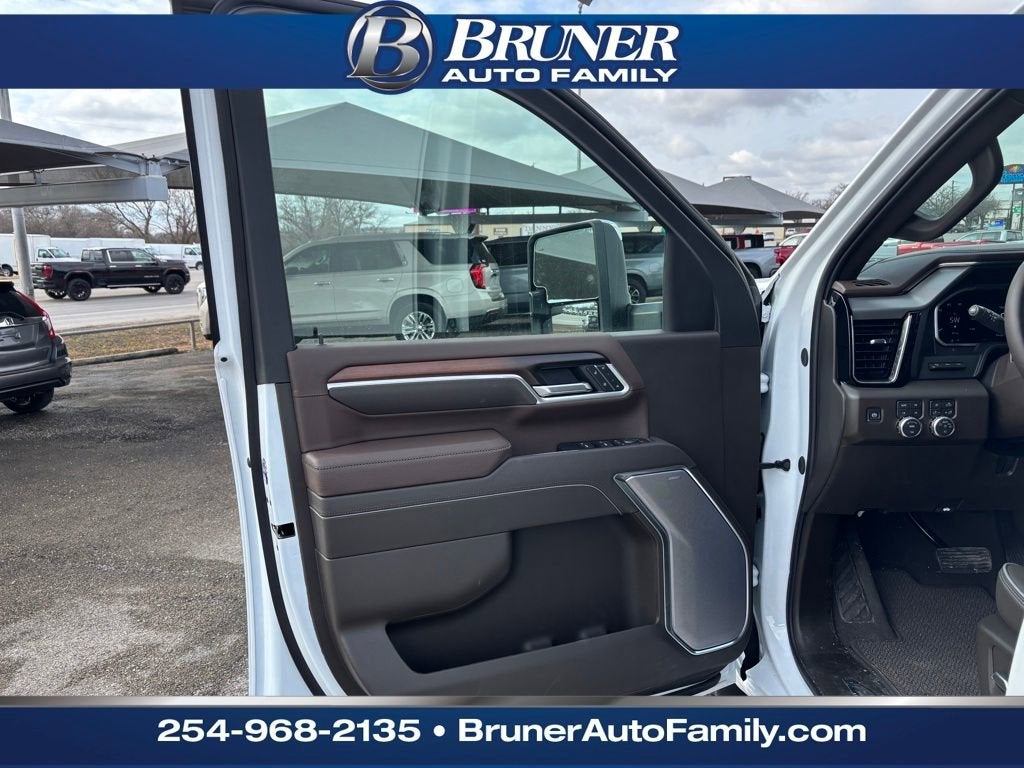 2026 GMC Sierra 3500 HD Denali DRW