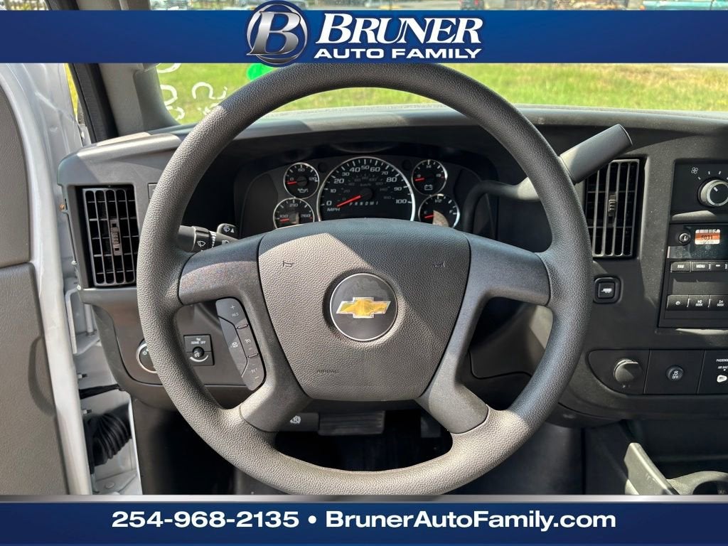 2025 Chevrolet Express Cutaway 4500 2WT