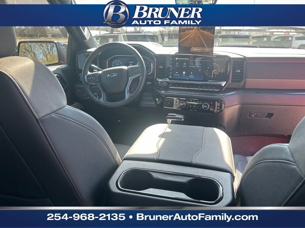 2025 Chevrolet Silverado 1500 ZR2