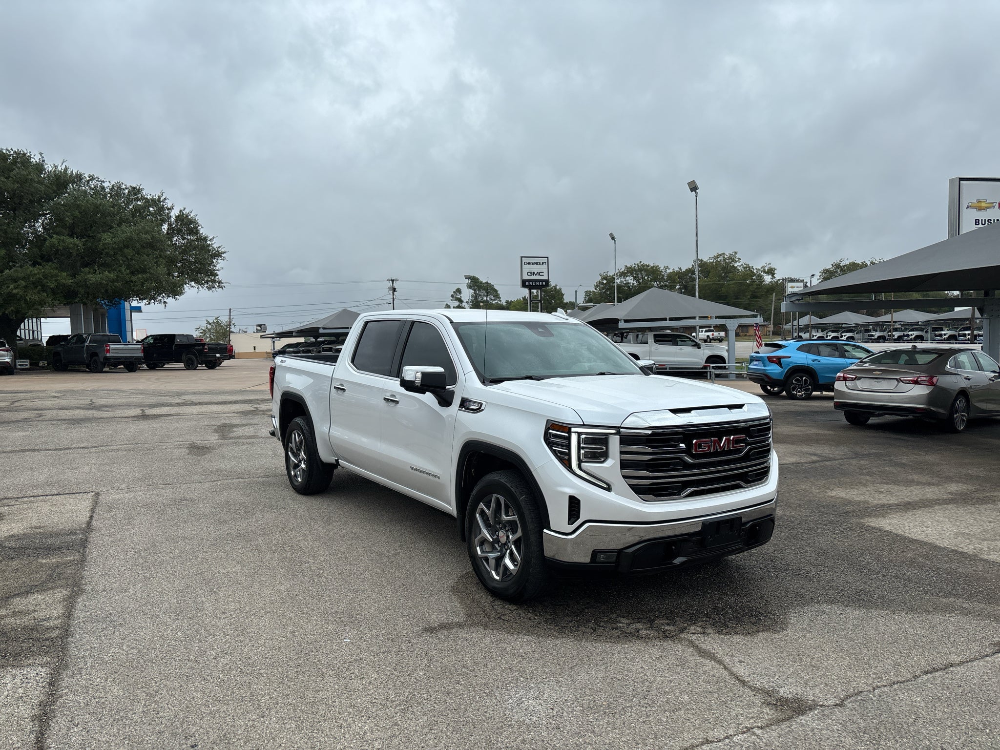 2023 GMC Sierra 1500 SLT