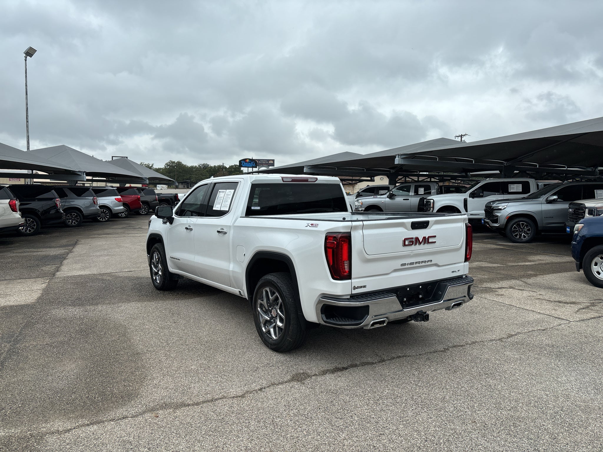 2023 GMC Sierra 1500 SLT