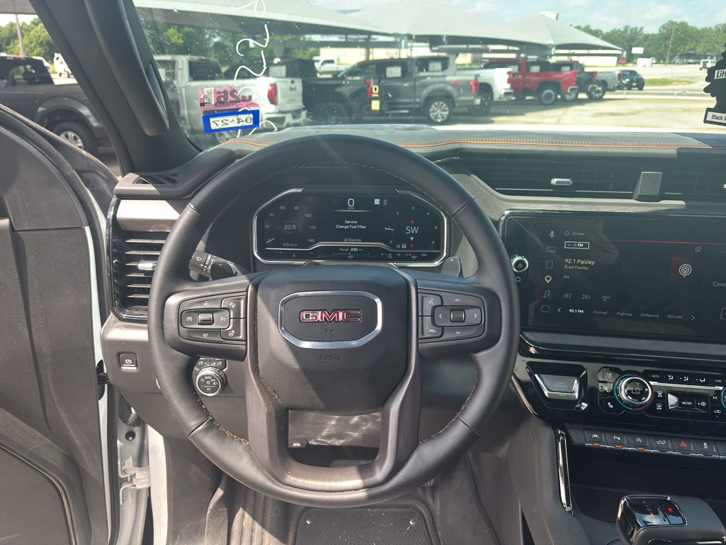 2025 GMC Sierra 1500 AT4