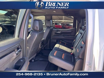 2025 GMC Sierra 1500 AT4