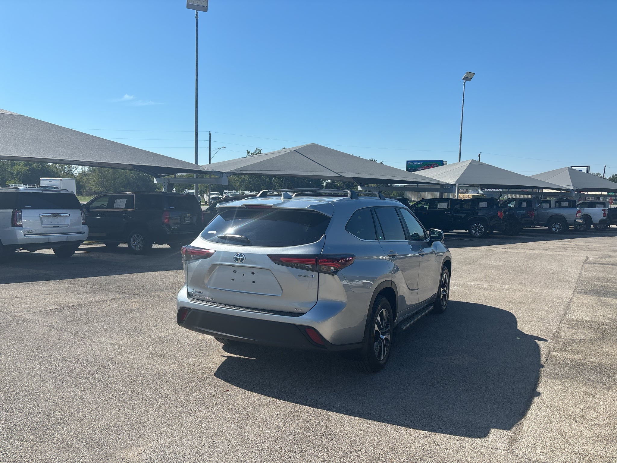 2024 Toyota Highlander Hybrid XLE