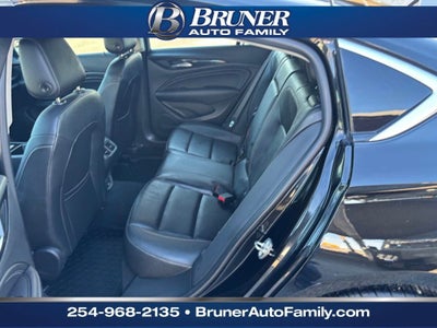 2019 Buick Regal Sportback Essence