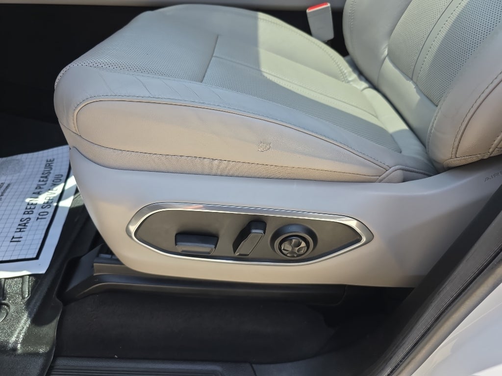 2022 Jeep Wagoneer Series II 4x2