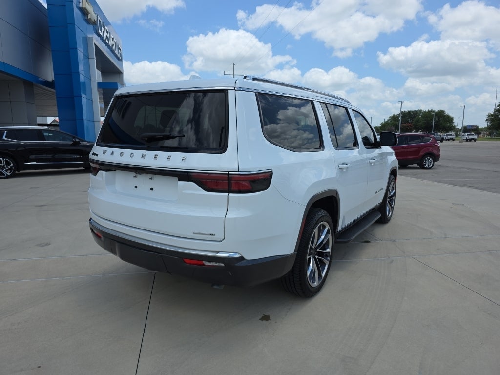 2022 Jeep Wagoneer Series II 4x2