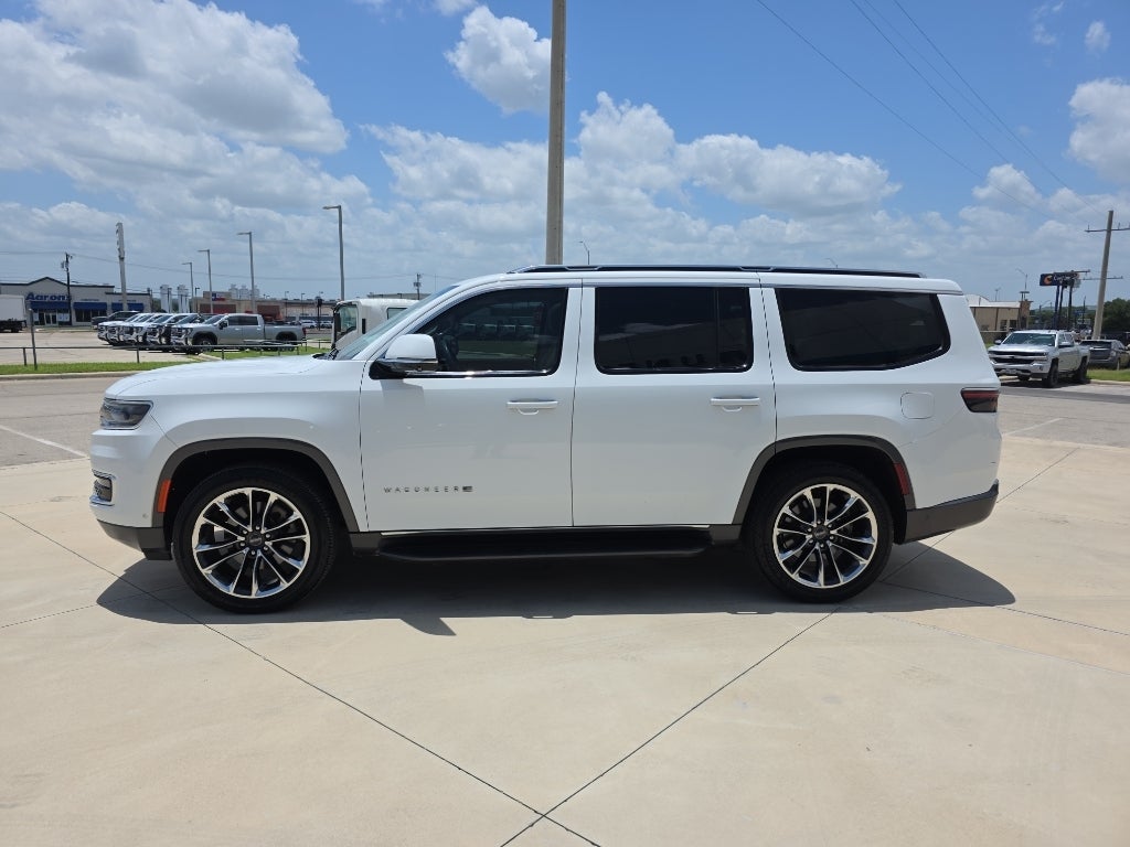2022 Jeep Wagoneer Series II 4x2