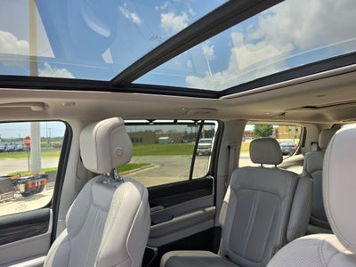 2022 Jeep Wagoneer Series II 4x2